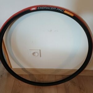 PNEU IRC EXERACER PRO ROUGE 700